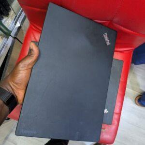 [UK USED] Lenovo ThinkPad X1 Carbon Core i7 Laptop (8th Gen, 16GB RAM, 256GB SSD)